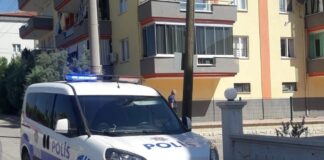 Balkondan düşen 3 yaşındaki çocuk kurtarılamadı
