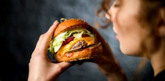 Hamburger nasıl bir Amerikan klasiği haline geldi?