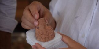 Pergamon kazılarında ‘ampulla’ denilen hacı şişesi bulundu