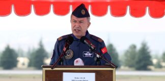 Bakan Akar’dan Yunanistan’a uyarı NATO’ya çağrı