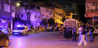 İzmir’de kavgaya müdahale eden polis bıçaklandı