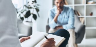 Psikolojik hastalıklar yılda 12 milyar iş gününü ziyan ediyor