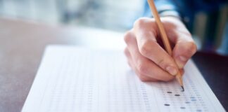 Sınav soruları ‘dua’ örgüt üyeleri ‘dualık’