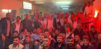 Hayatını kaybeden 28 madenci aynı karede