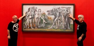 İki iklim aktivisti ellerini Avusturalya’daki Picasso tablosuna yapıştırdı