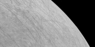 NASA paylaştı: Jüpiter’in uydusu Europa’nın en yakın görüntüsü