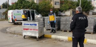 Adıyaman’da 4 kediyi öldürüp çöpe attılar