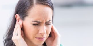 Kulak çınlamasının nedenleri ve belirtileri nelerdir?