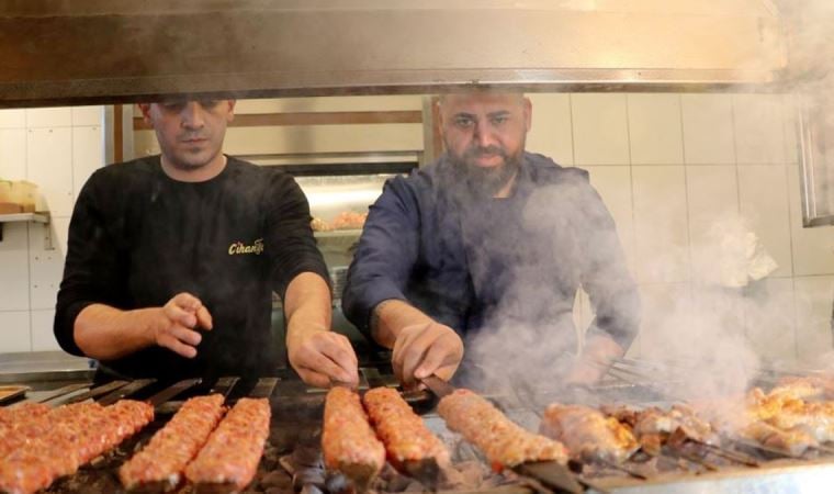 Çırak olarak başladı artık 150 bireye istihdam sağlıyor