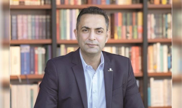 Kadın örgütlerinden yazarımız Murat Ağırel’e uygulanan tedbir kararına tepki: Hukuk tarihine geçer!
