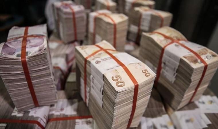 Kur muhafazalı mevduattan çıkış sürüyor
