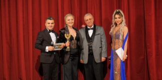 Moda Tasarımcısı Dilek Özdemir’den Muhteşem Tiyatral Defile