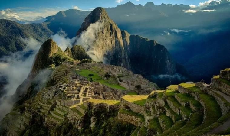 Peru’da hükümet, süren protestolar nedeniyle Machu Picchu’yu süresiz olarak kapattı