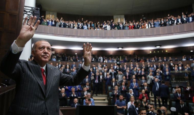AKP’de 14 Mayıs için hazırlıklar başladı: Erdoğan’ın hedefinde altılı masayı sıkıştırmak var