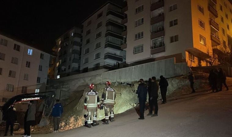 Ankara’da bitişiğindeki inşaat çalışması nedeniyle hasar gören 2 bina boşaltıldı