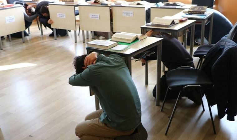 Deprem anında neler yapılmalı?