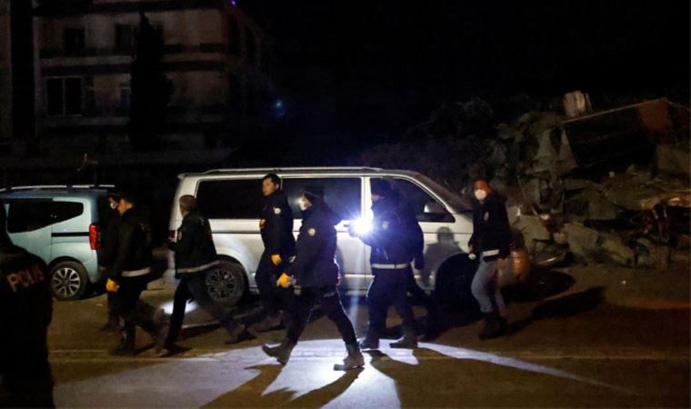 Hatay’da 6.4 ve 5.8 büyüklüğünde deprem… Ahmet Ercan uyardı: ‘En az 4 ay…’