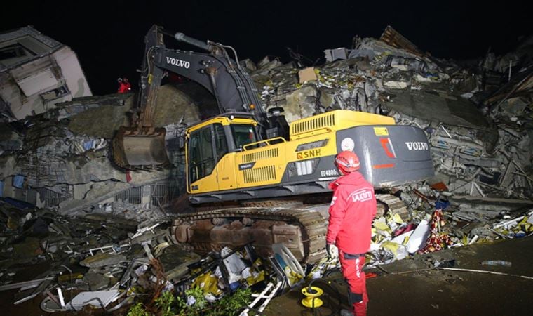 Kahramanmaraş’taki depremden saatler sonra kurtarıldılar