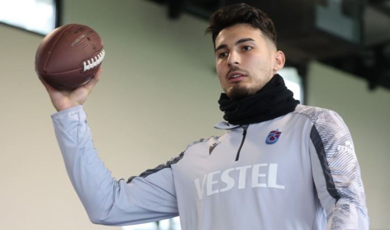Milli kaleci Uğurcan Çakır’dan depremzedelere destek mesajı
