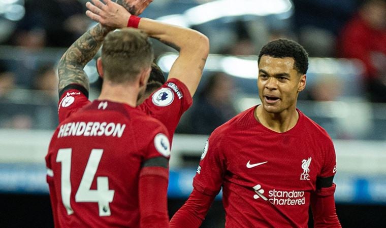 Premier Lig’de Liverpool, Newcastle United’ın 17 maçlık yenilmezlik serisini bitirdi!