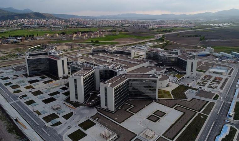 CHP’li Fikret Şahin şehir hastaneleri için çağrı yaptı: ‘Ödemeler TL’ye çevrilsin’