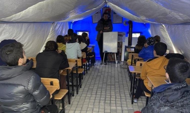 Eğitimciler MEB’in kararına tepkili: Yeterli öğretmen yok