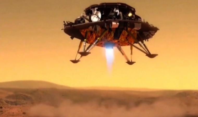 Çin, Mars’ın renkli görüntülerini paylaştı