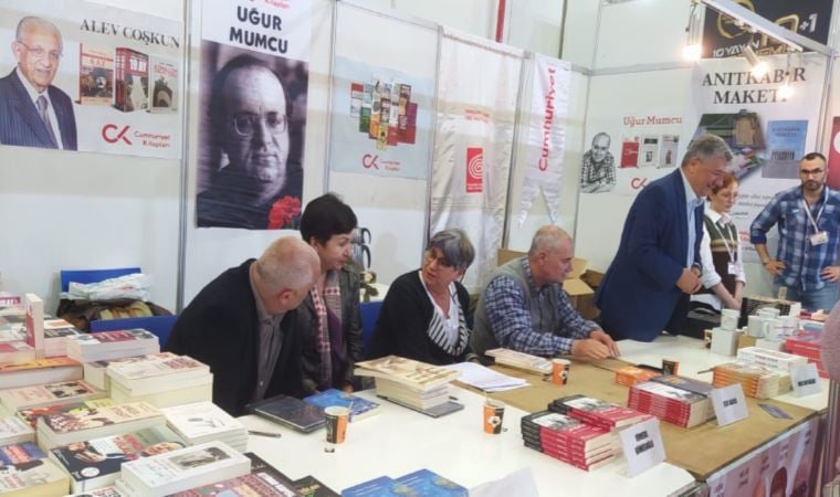 Cumhuriyet yazarları okurlarıyla buluştu