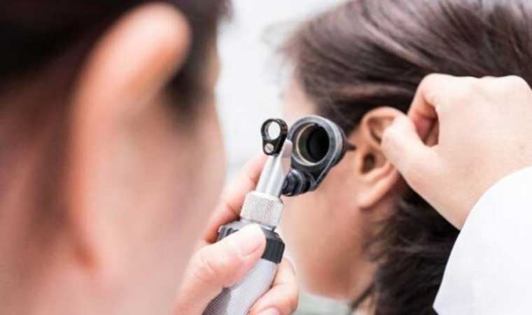 Uçuş sırasında yaşanan kulak ağrısına dikkat… Bazı hastalıkların işareti olabilir