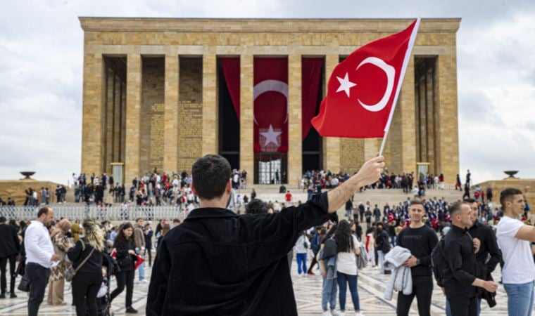 19 Mayıs coşkusu: Karanlığa teslim olmayacağız