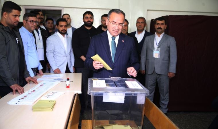 Adalet Bakanı Bozdağ, Şanlıurfa’da oyunu kullandı