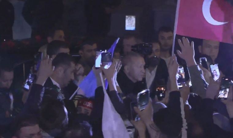 Erdoğan, Kısıklı’daki evinden ayrıldı