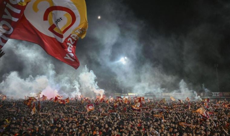 Fotoğraflarla Galatasaray’ın şampiyonluk kutlamaları