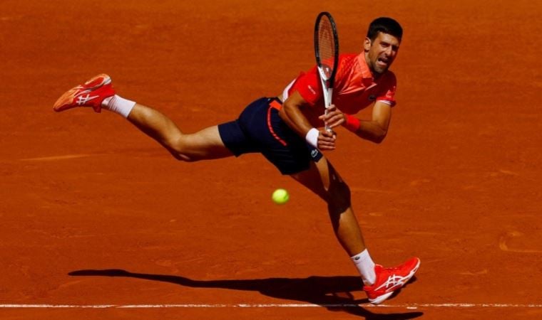 Novak Djokovic Fransa Açık’ta ilk engeli aştı