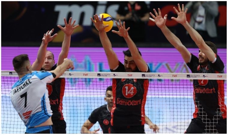 Voleybol Efeler Ligi’nde şampiyon Ziraat Bankası!