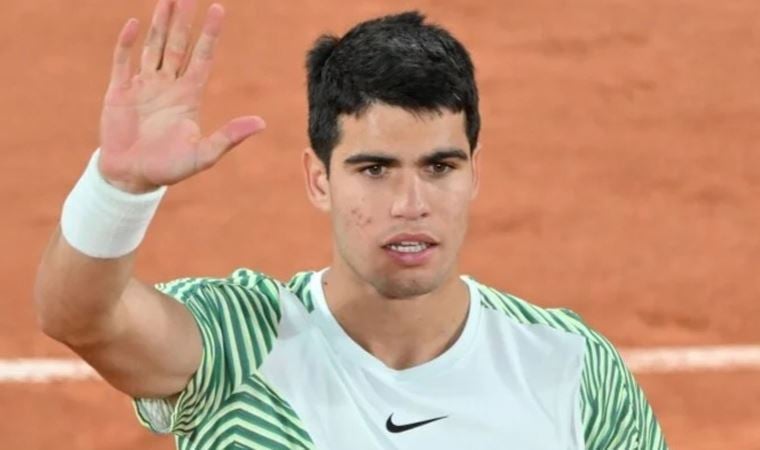 Alcaraz ve Djokovic yarı finalde