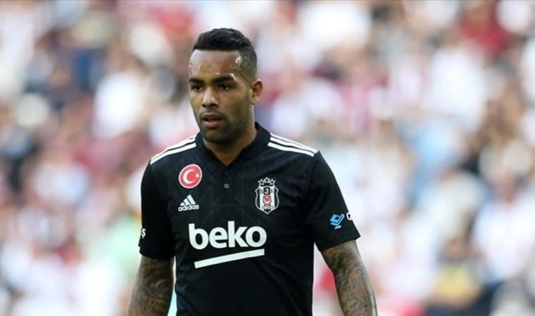 Beşiktaş’ın Alex Teixeira’ya borcu yok