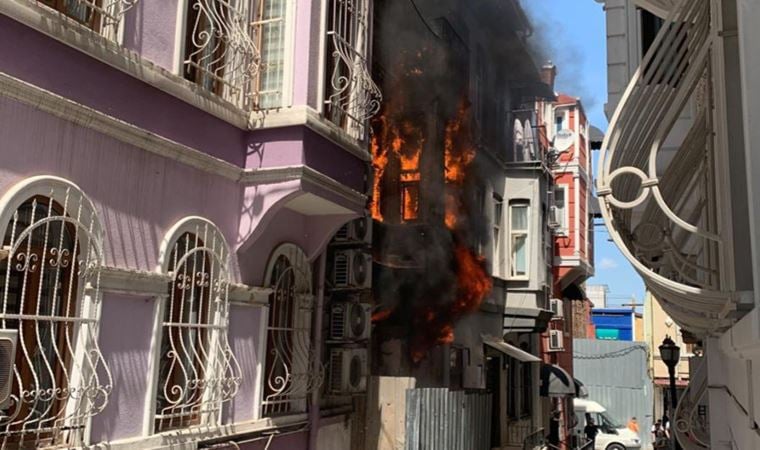 Beyoğlu’nda yangın paniği