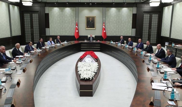 Çok konuşulacak iddia: Yüzde 100 yeni Kabine geliyor