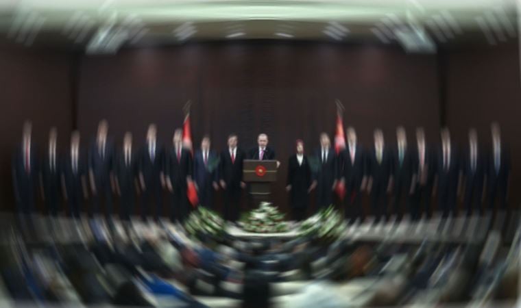 Erdoğan yeni kabineyi açıkladı: Krize Mehmet Şimşek bakacak