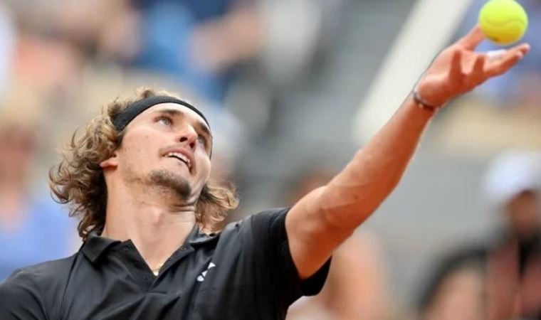 Fransa Açık’ta Zverev ve Ruud yarı finale yükseldi
