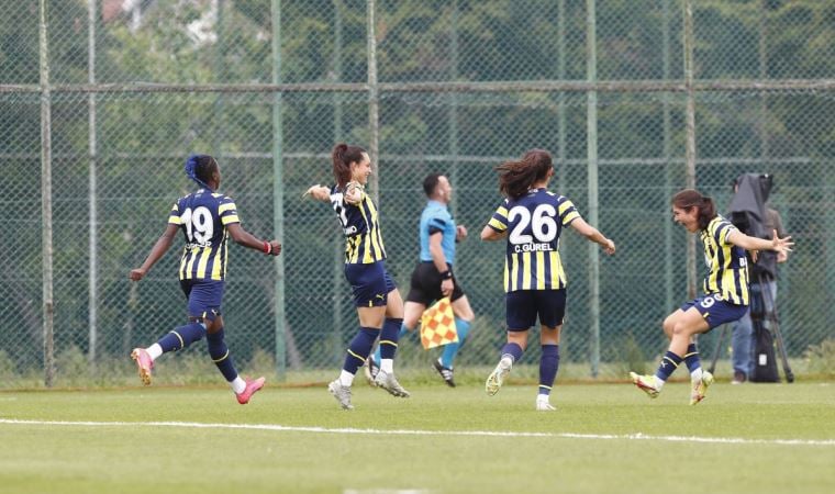 Kadın Futbol Süper Ligi’nde şampiyon belli oluyor!
