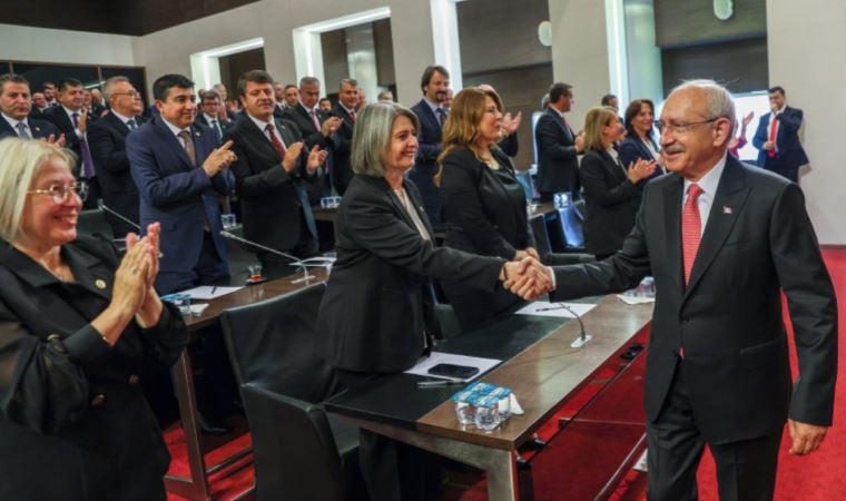 Kemal Kılıçdaroğlu, yeni milletvekilleri ile buluştu: ‘CHP cesarettir’