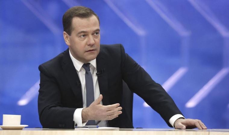 Medvedev, Ukrayna’nın eylemlerini terörizm olarak niteledi