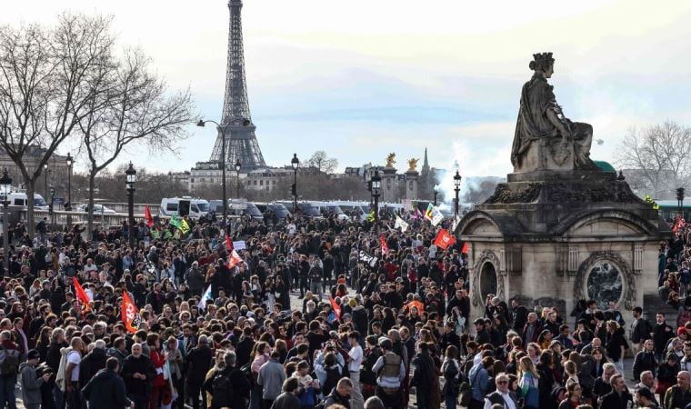 Paris’teki protestolarda 28 kişi gözaltına alındı