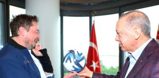 Elon Musk’ın Oğlu X Æ A-12’e Türkiye’den Jest: Bir Top Hediye