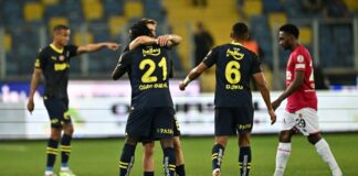 Fenerbahçe, Ankaragücü’nü yenerek milli araya lider girdi
